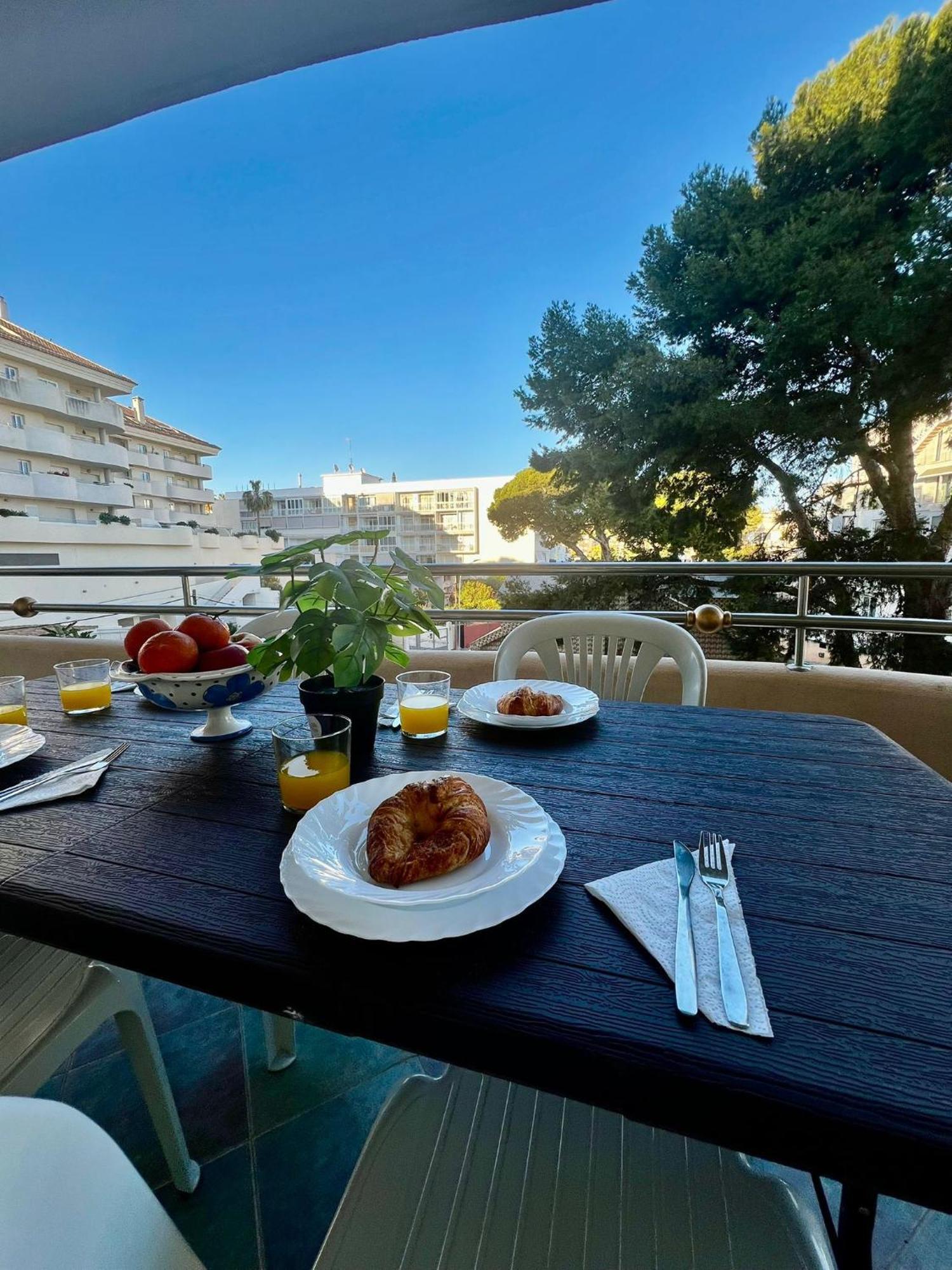 2 Bedroom In Puerto Marina Apartment Benalmadena