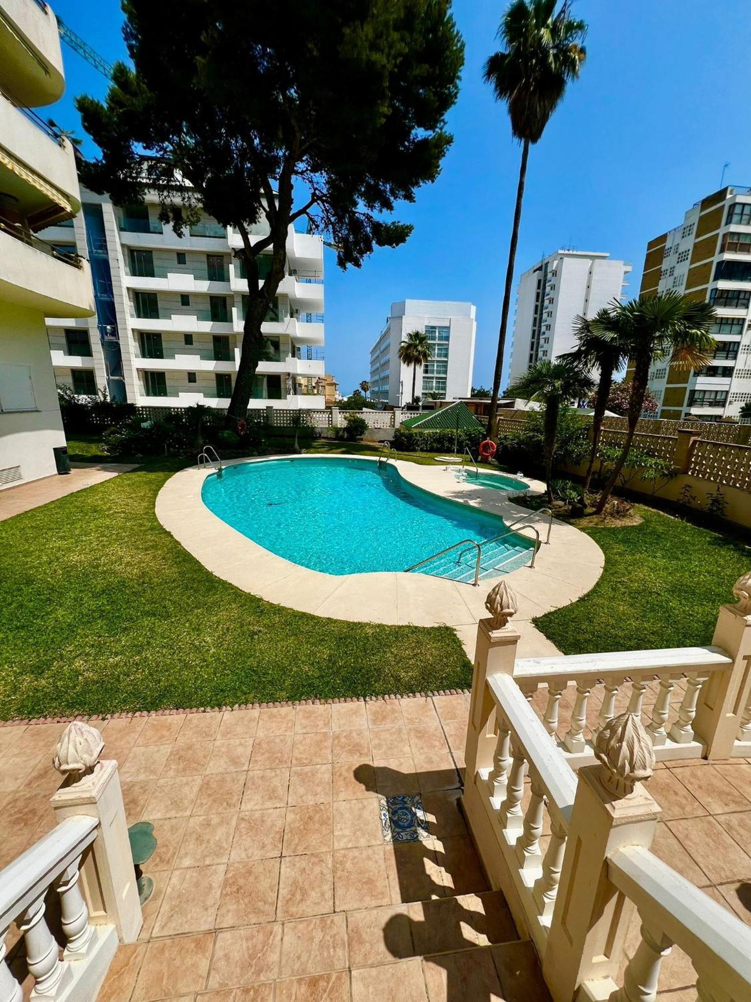 2 Bedroom In Puerto Marina Lejlighed Benalmádena