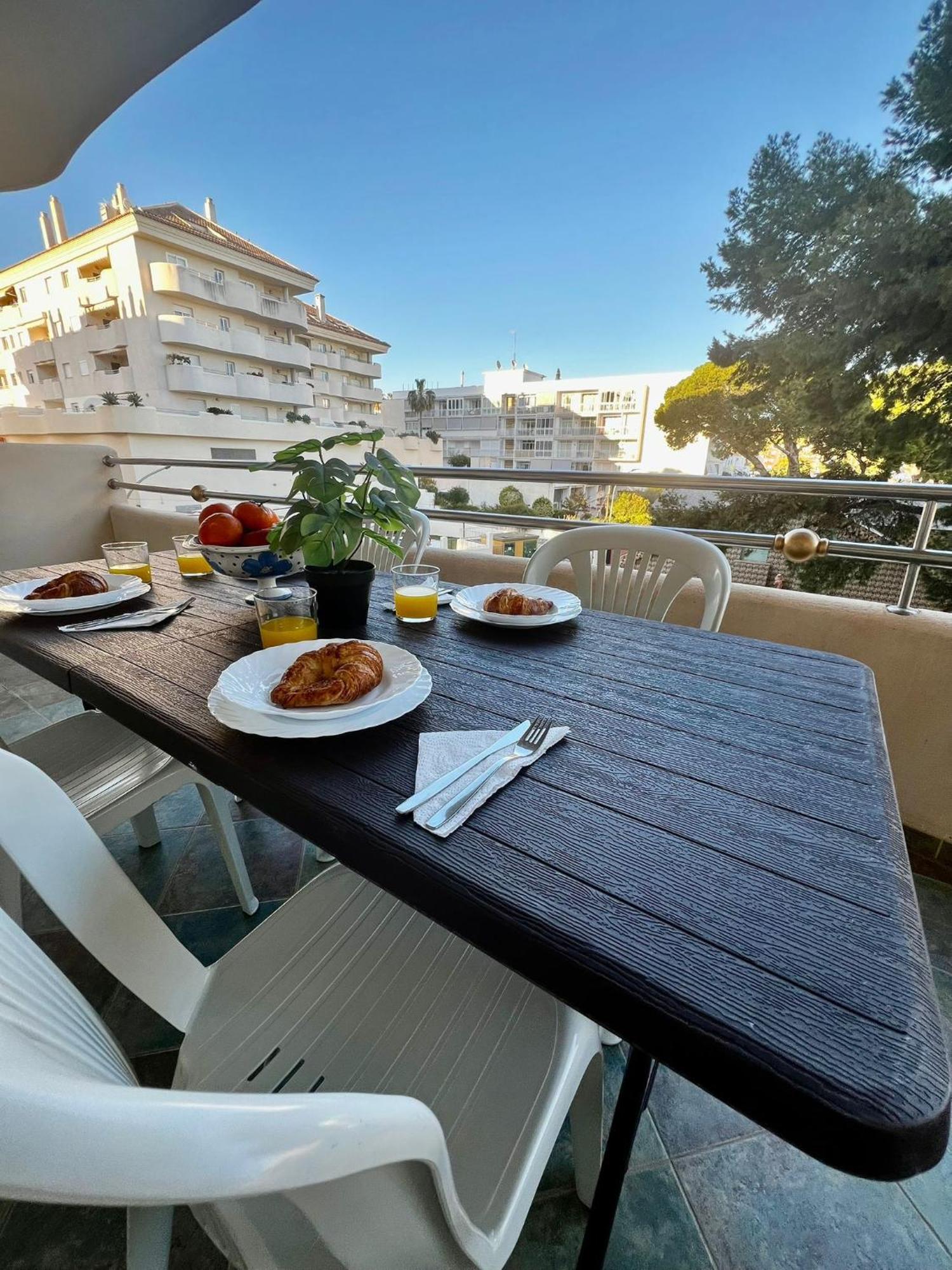 2 Bedroom In Puerto Marina * Benalmádena